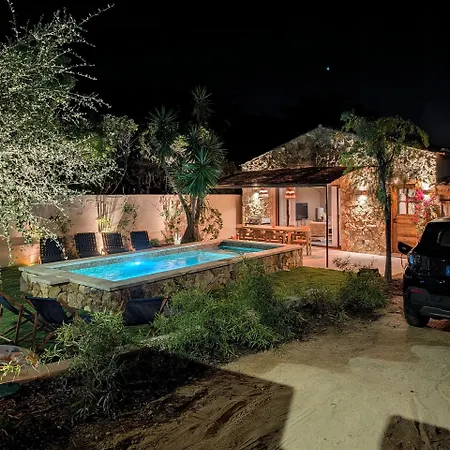 Mezzanotte Le Brusc 80m De La - Climatisation-piscine-parking * Six-Fours-les-Plages