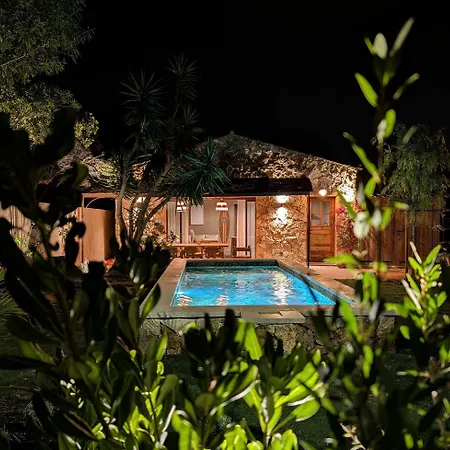 Mezzanotte Le Brusc 80m De La - Climatisation-piscine-parking Villa